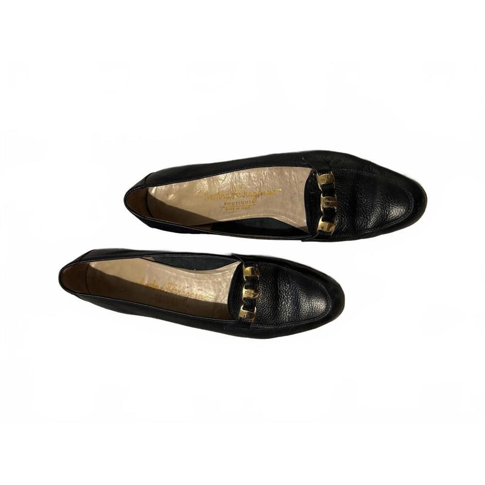 Salvatore Ferragamo Women's Leather Loafers with Gold Detail - Picture 2 of 6